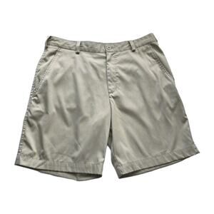 Nike Golf Fit Dry Beige Shorts Mens Size 32 waist 8.5 Inseam Athletic